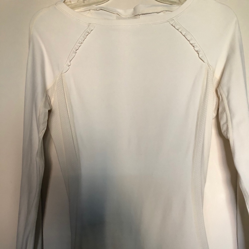 VGUC LULULEMON LONG SLEEVE SIZE 6